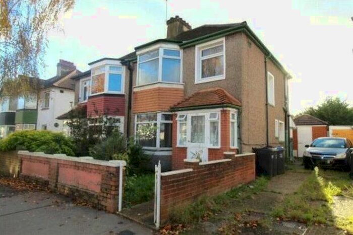 3 Bedroom Property To Rent In Northway Road, Croydon, CR0