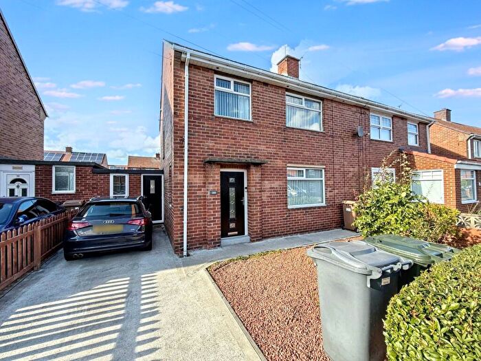 3 Bedroom Semi-Detached House For Sale In Ridley Avenue, Wallsend, Tyne And Wear, NE28