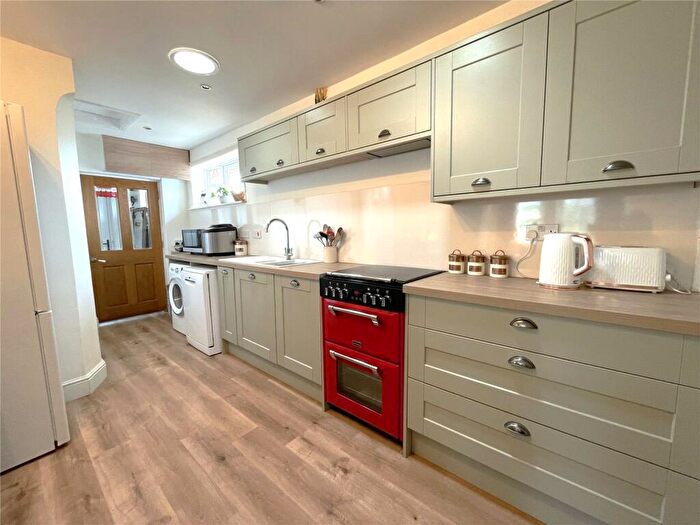2 Bedroom Semi-Detached House For Sale In Ashford Road, Fordingbridge, Hampshire, SP6