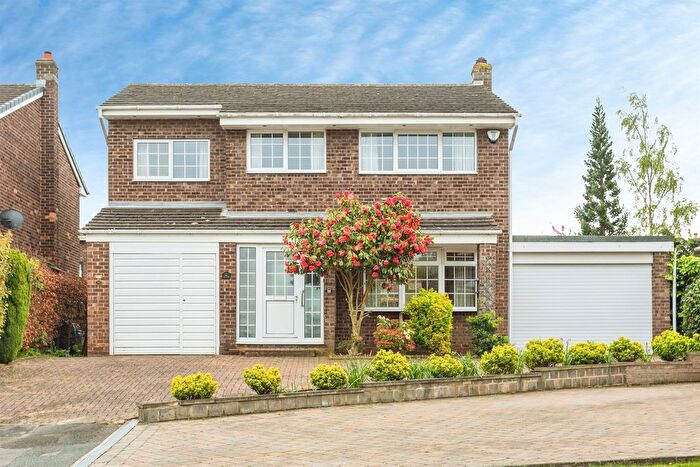 5 Bedroom Detached House For Sale In Stopford Garth, Sandal, Wakefield, WF2