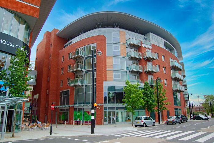 1 Bedroom Flat To Rent In Desborough Road, High Wycombe, Buckinghamshire, HP11