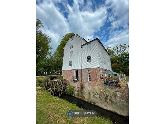 3 Bedroom Flat To Rent In Wandle Mill, Iden Green, Cranbrook, TN17