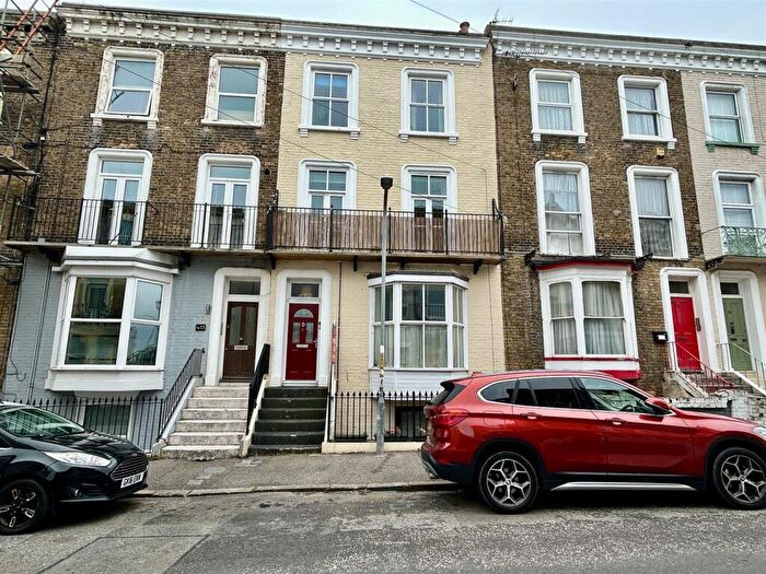 2 Bedroom Flat For Sale In Ethelbert Road, Margate, Kent, CT9