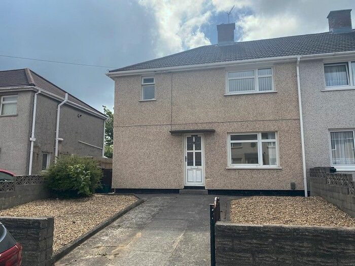 3 Bedroom Semi-Detached House To Rent In Southdown Road, Sandfields, Port Talbot, Neath Port Talbot., SA12
