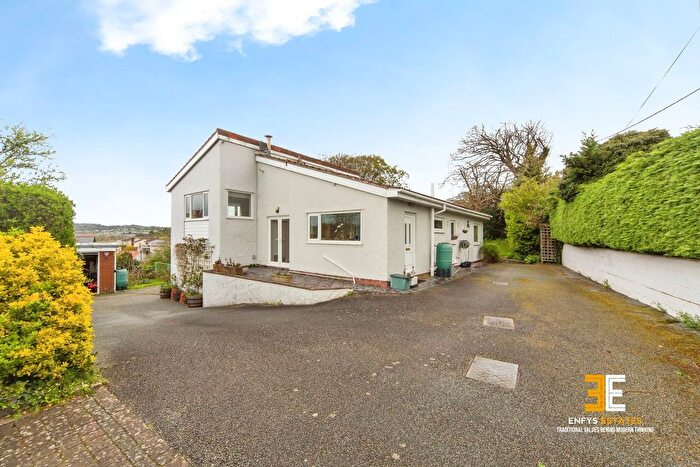 3 Bedroom Detached House For Sale In West End, Glan Conwy, Colwyn Bay, LL28