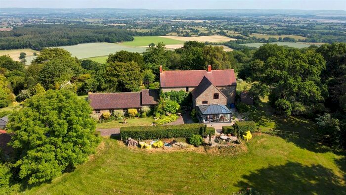 4 Bedroom Detached House For Sale In Nottswood Hill, Longhope, GL17