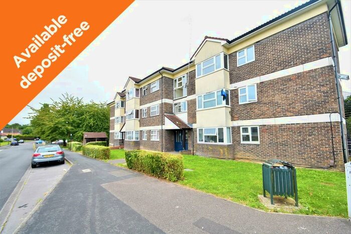 1 Bedroom Flat To Rent In Deposit Alternative Available Monks Way, Mansbridge, SO18