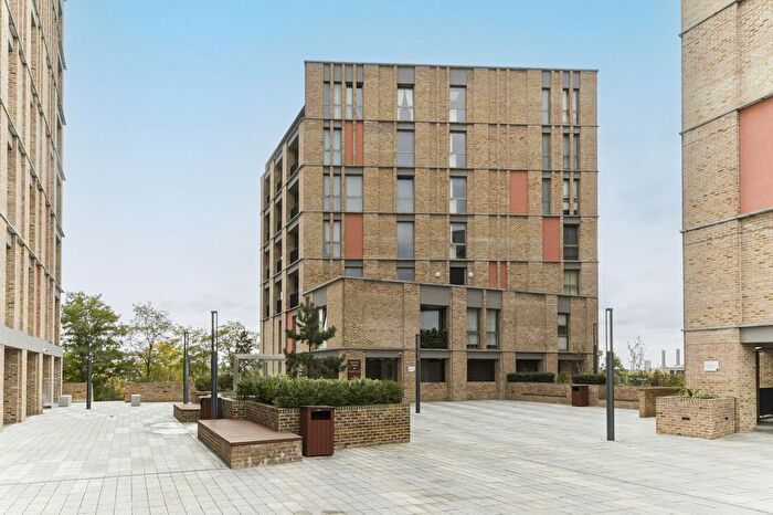 3 Bedroom Flat To Rent In Baddiel House, Oberman Road, London, NW10