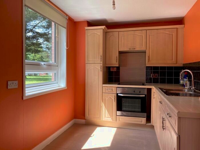 1 Bedroom Flat To Rent In Pedley Court, Ripon Road, Blurton, Stoke-On-Trent, ST3