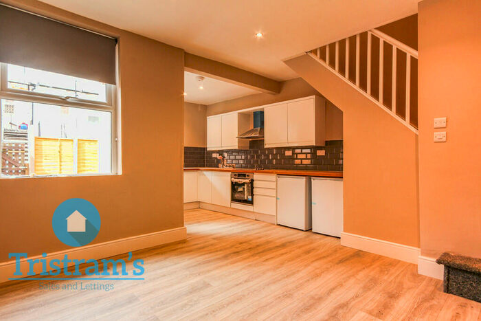 2 Bedroom Apartment To Rent In Sophie Road, Radford, NG7