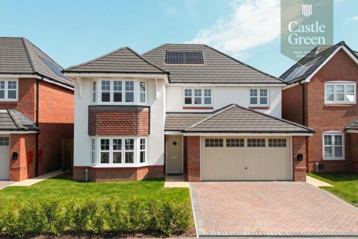 4 Bedroom Detached House For Sale In Hangar Way, Congleton, CW12