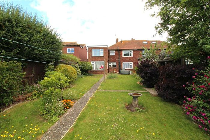 5 Bedroom Semi-Detached House For Sale In Rydal Avenue, Ramsgate, CT11