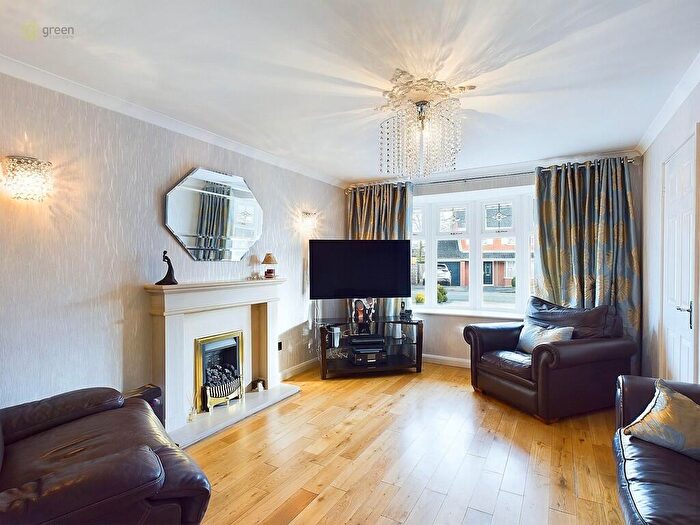 5 Bedroom Detached House For Sale In Newmarsh Road, Minworth, B76