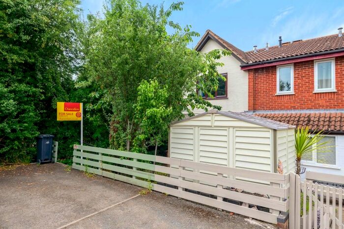2 Bedroom Terraced House To Rent In Oaker View, Leominster, HR6