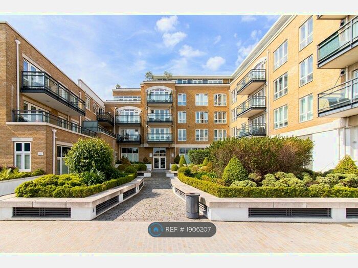 2 Bedroom Flat To Rent In Putney Wharf, London, SW15