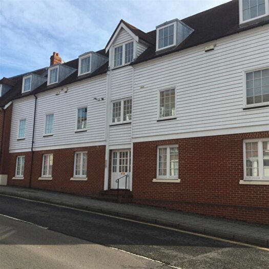 2 Bedroom Apartment To Rent In Station Road West, Canterbury, CT2