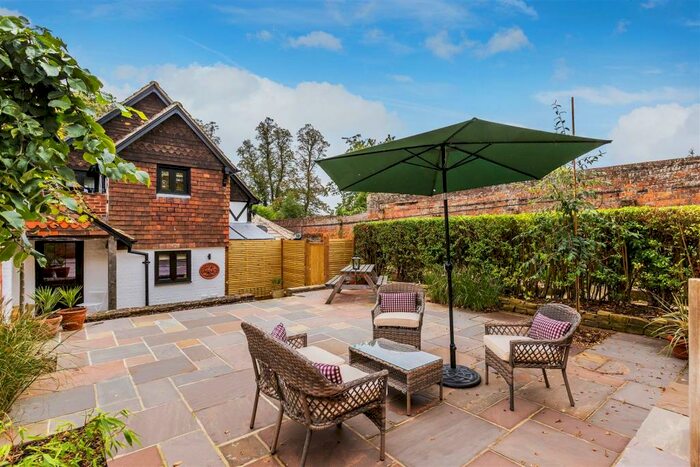 1 Bedroom Semi-Detached House To Rent In The Street, Compton, Guildford, GU3