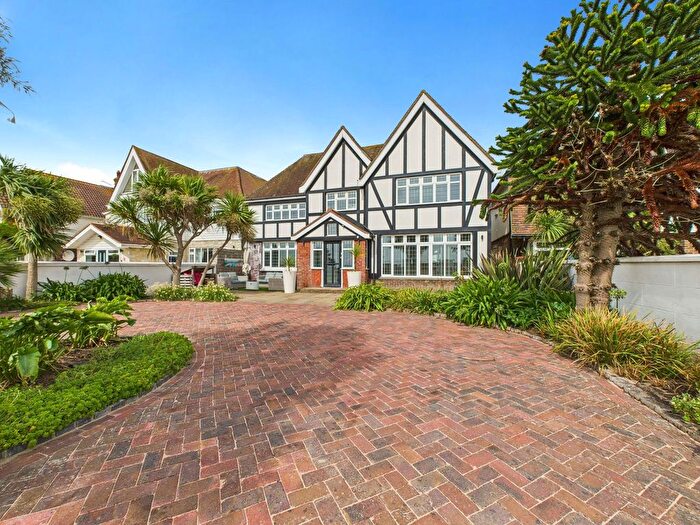 6 Bedroom Detached House For Sale In West Parade, Worthing, BN11