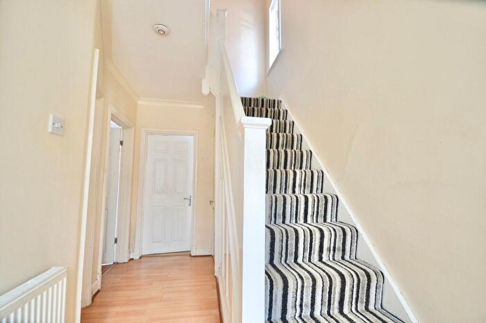 3 Bedroom Semi-Detached House For Sale In Whitehouse Avenue, Loughborough, LE11