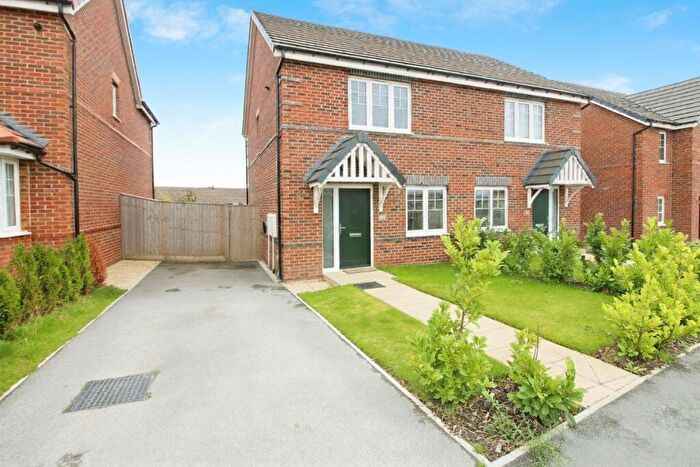 2 Bedroom Semi-Detached House For Sale In Meadow Drive, Mickelfield, Leeds, LS25