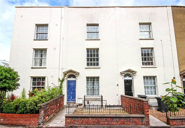6 Bedroom Terraced House To Rent In Bath Buildings, Montpelier, Bristol, BS6