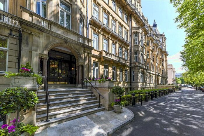 5 Bedroom Flat To Rent In Marylebone Road, London, NW1