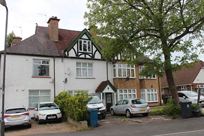 1 Bedroom Flat For Sale In College Hill Road, Harrow Weald, HA3