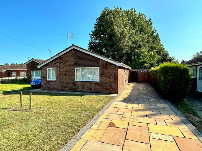 3 Bedroom Bungalow To Rent In Angerstein Close, Weeting, Brandon, IP27