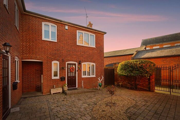 2 Bedroom Semi-Detached House For Sale In Market Square, Leighton Buzzard, LU7