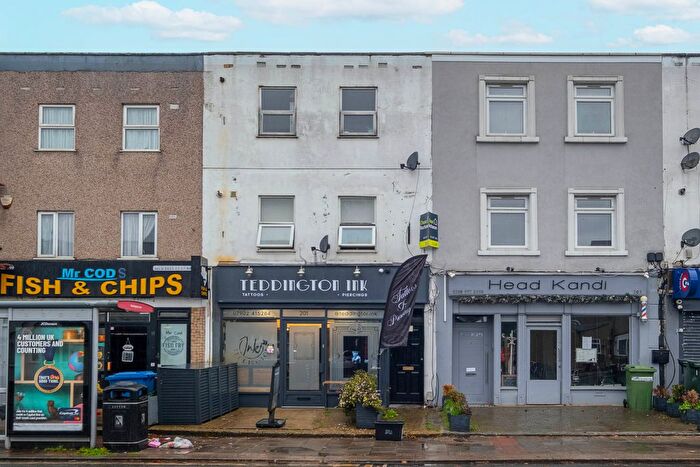 1 Bedroom Studio For Sale In Waldegrave Road, Teddington, TW11