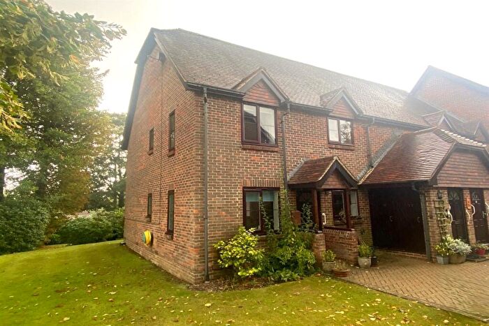 2 Bedroom Retirement Property To Rent In Rosemary Court, Church Road, Haslemere, GU27