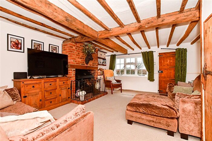 3 Bedroom Semi-Detached House For Sale In Smarden, Smarden, Kent, TN27