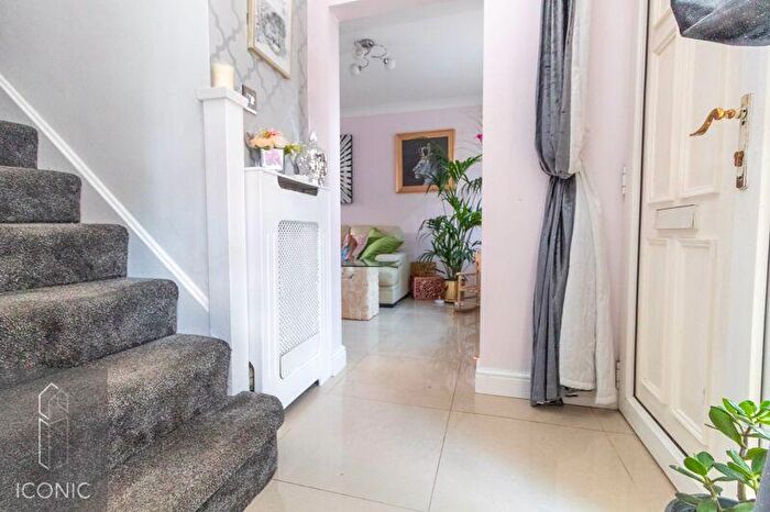 3 Bedroom Terraced House For Sale In Woodforde Road, Norwich, NR7