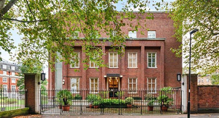 1 Bedroom Property To Rent In The Lab Building, Rosebery Avenue, London, EC1R