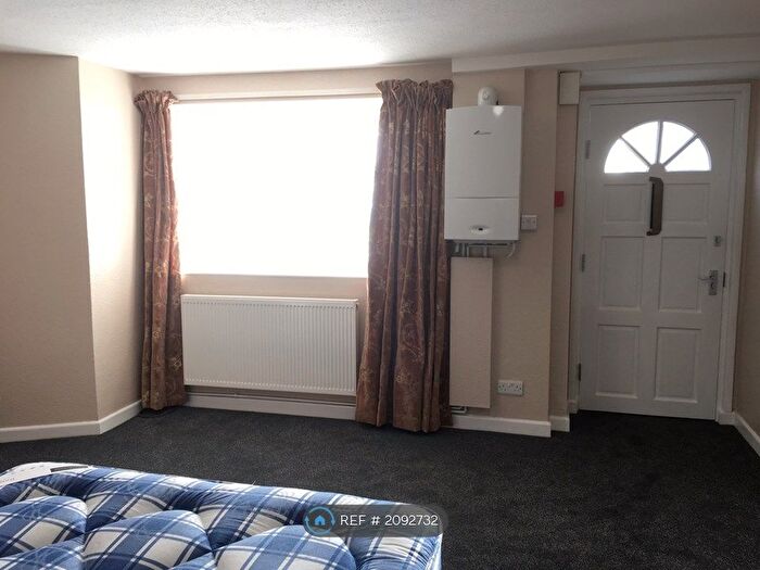 1 Bedroom Studio To Rent In Walsingham Road, Bristol, BS6