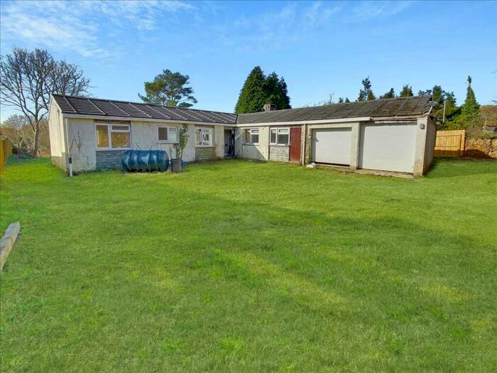 4 Bedroom Bungalow For Sale In New Hill Estate, Grampound, Truro, TR2