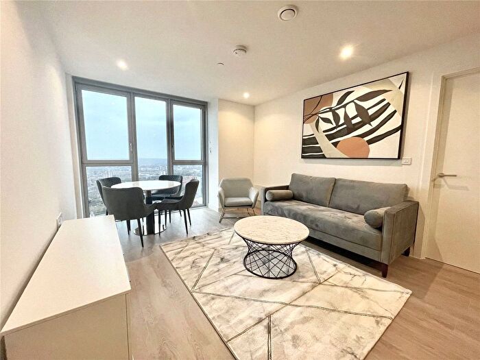 2 Bedroom Flat To Rent In Affinity Living Riverview, New Bailey Street, Salford, M3