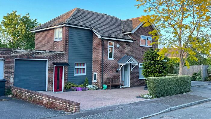 4 Bedroom Detached House For Sale In Staplehurst, Kent, TN12