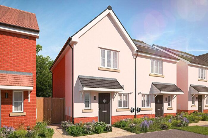 2 Bedroom Semi-Detached House For Sale In Roundhouse Avenue, Trimley St Martin, IP11