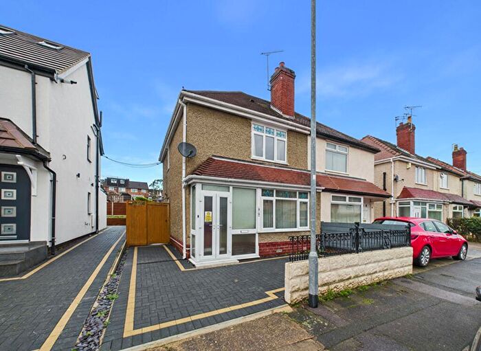 2 Bedroom Semi Detached House For Sale In Marton Road, Beeston, Nottingham, NG9