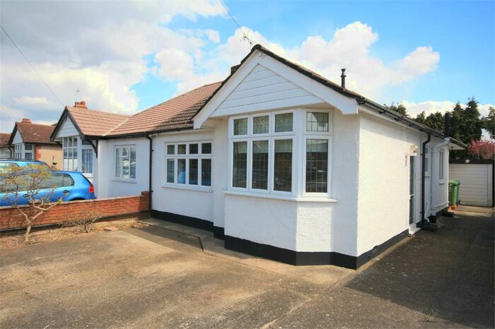 4 Bedroom Semi-Detached Bungalow To Rent In Dorset Road, Ashford, TW15