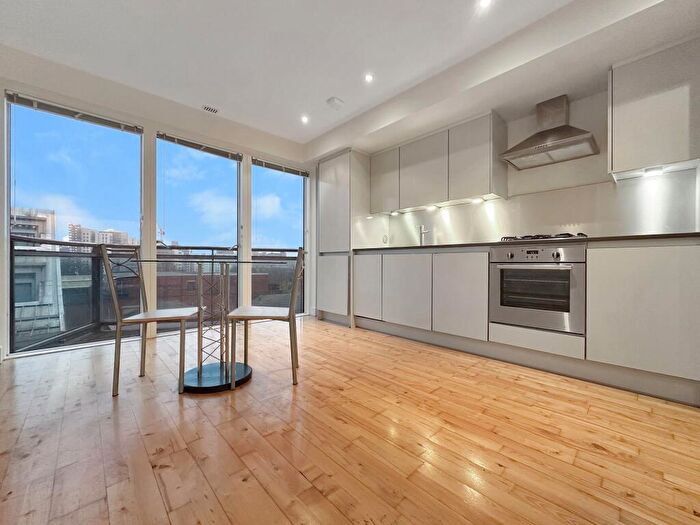 1 Bedroom Apartment To Rent In The Ice Works, New York Street, Leeds, LS2