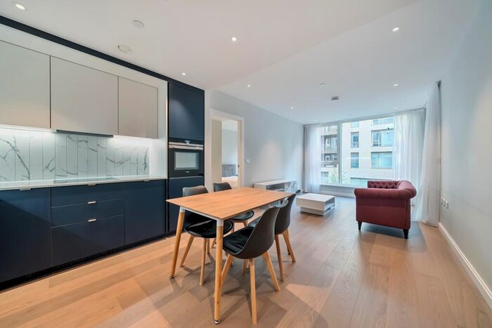 2 Bedroom Flat To Rent In Kennington Lane London, SE11