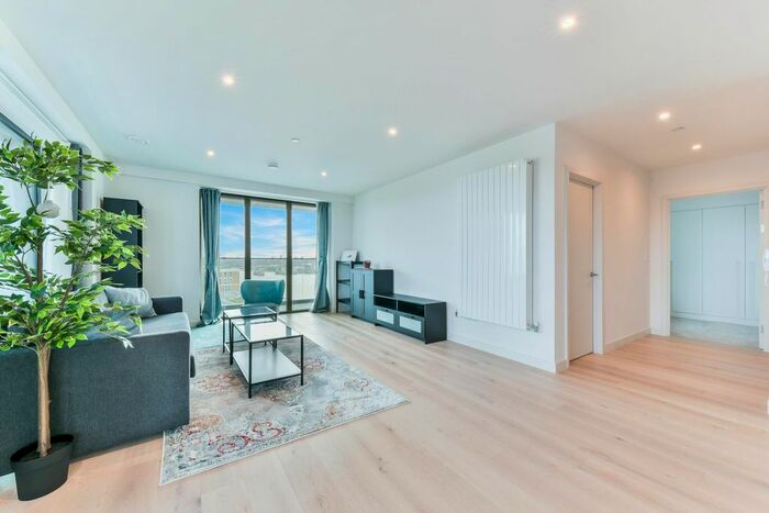 2 Bedroom Flat For Sale In Marco Polo Tower, Royal Wharf, E16