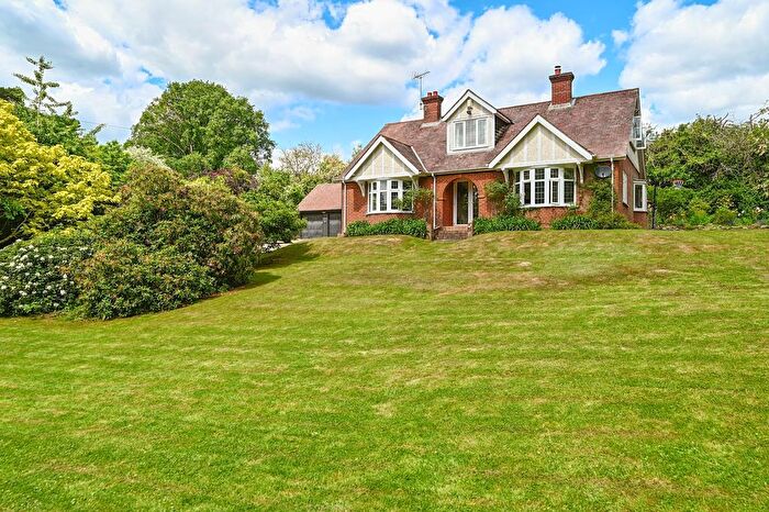 5 Bedroom Detached House For Sale In Bodiam Road, Sandhurst, TN18