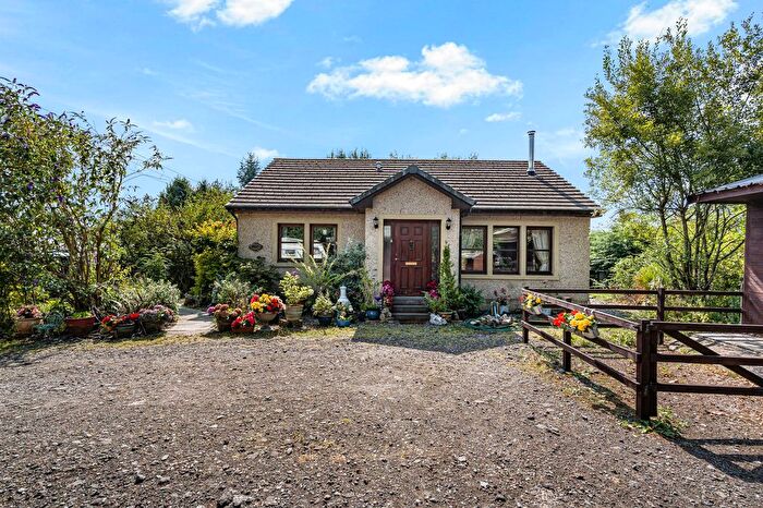 3 Bedroom Detached House For Sale In Moss Road, North Doll Moss Road, FK2