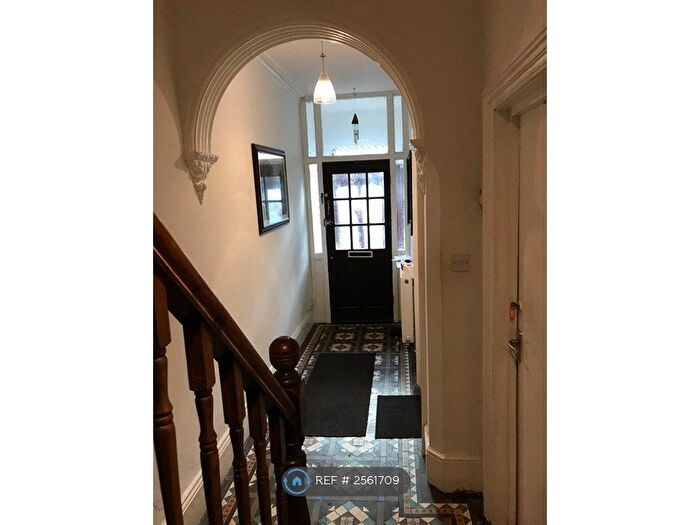 4 Bedroom Semi-Detached House To Rent In Allen Road, Wolverhampton, WV6