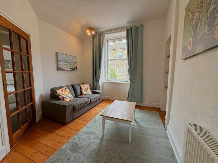 1 Bedroom Flat To Rent In Wardlaw Street, Gorgie, Edinburgh, EH11