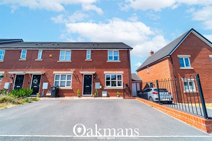 3 Bedroom End Terrace House For Sale In Heroes Drive, Birmingham, West Midlands, B29