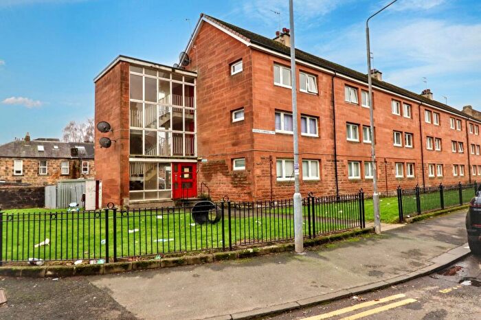 1 Bedroom Apartment For Sale In South Campbell Street, Paisley, Renfrewshire, PA2